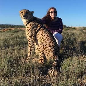 Meet your Posher, Melyssa